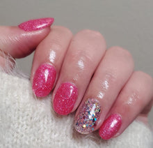 Load image into Gallery viewer, Hugs & Kisses