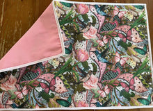 Load image into Gallery viewer, Logo Mani Mat