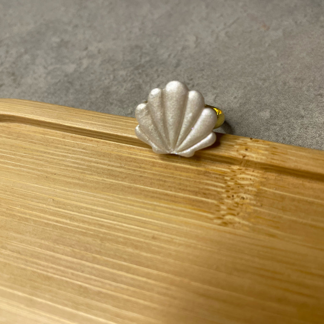 Seashell Nailfie Ring