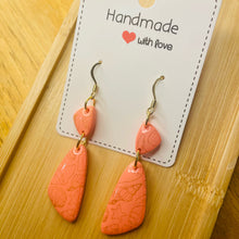 Load image into Gallery viewer, Coral Seashell Earring Bundle
