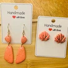 Load image into Gallery viewer, Coral Seashell Earring Bundle
