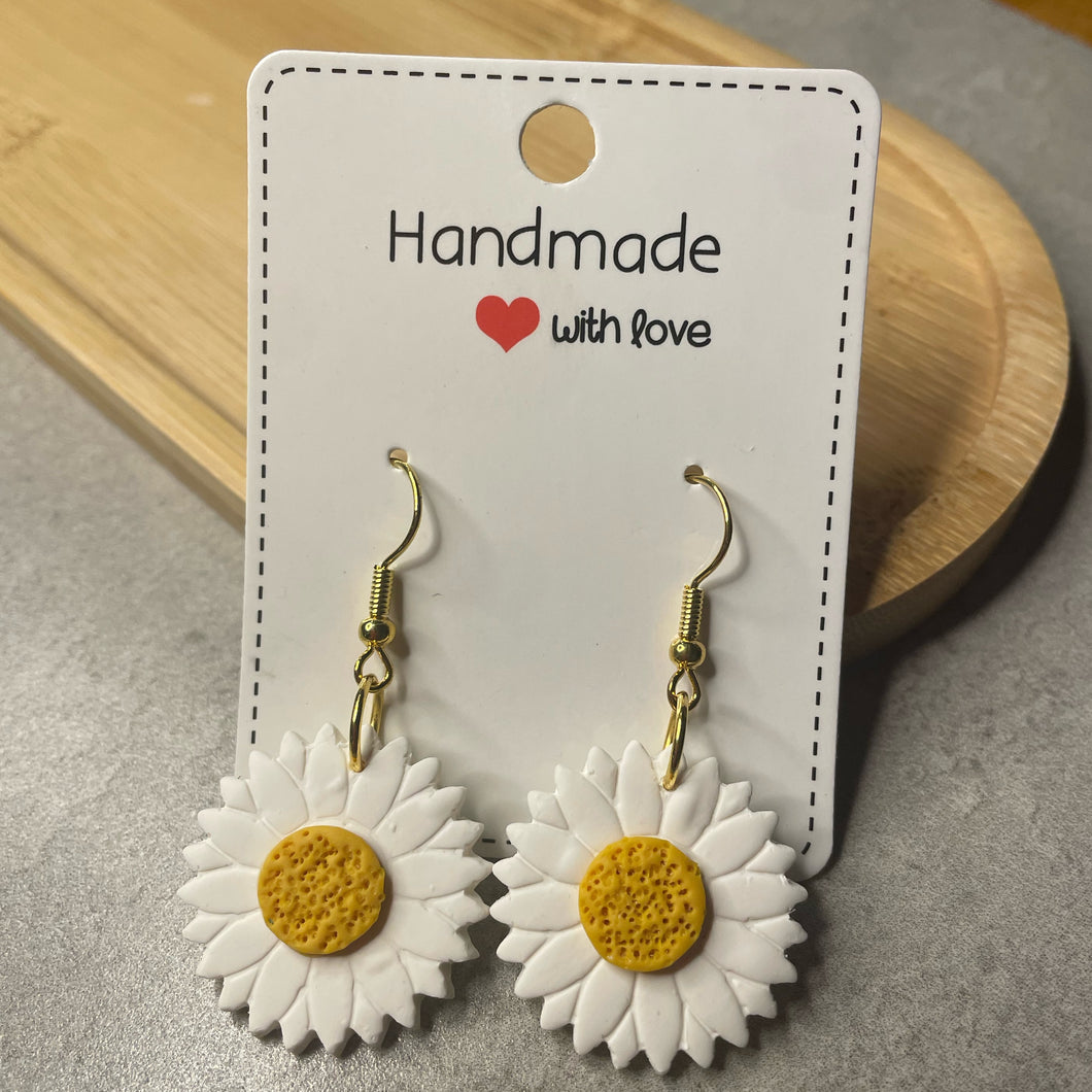 White Daisy Earrings