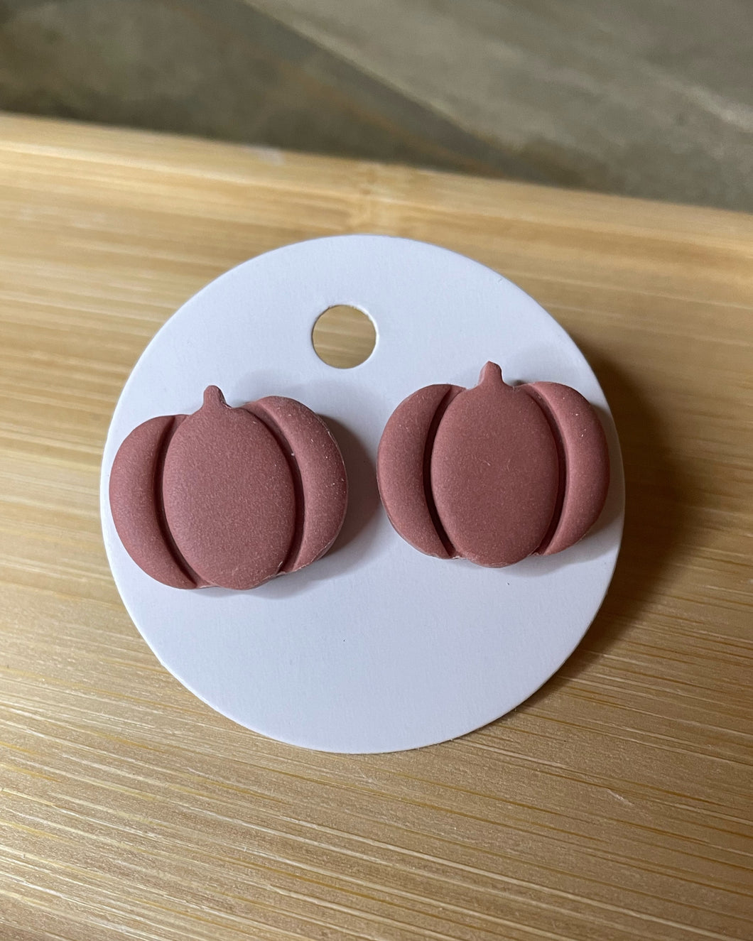 Tan Pumpkin Studs
