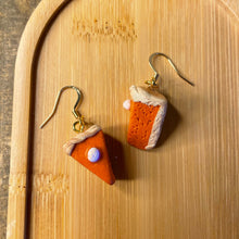 Load image into Gallery viewer, Pumpkin Pie Earrings
